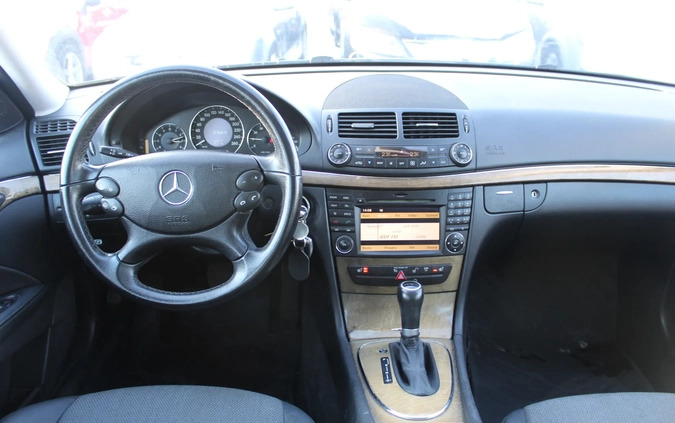 Mercedes-Benz Klasa E cena 32900 przebieg: 256339, rok produkcji 2009 z Szczebrzeszyn małe 596